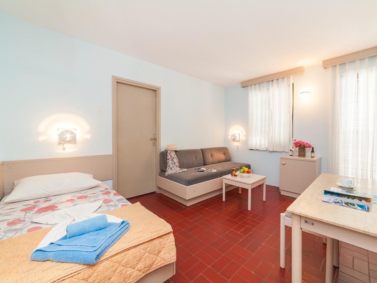 Holiday Park Vile Park Budva Eksteriør bilde